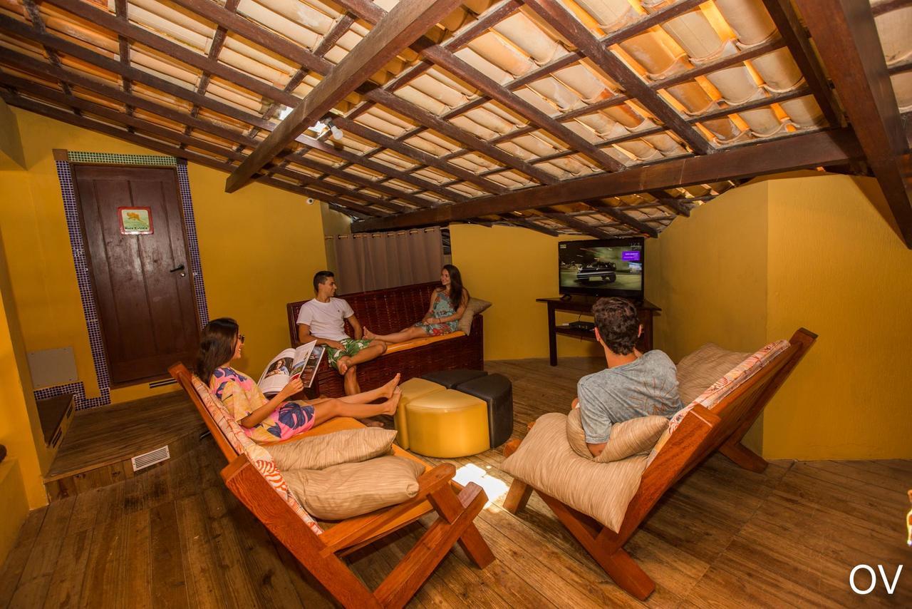 Do Hostal *